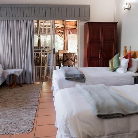 Park Living Guesthouse Bloemfontein Bagian luar foto