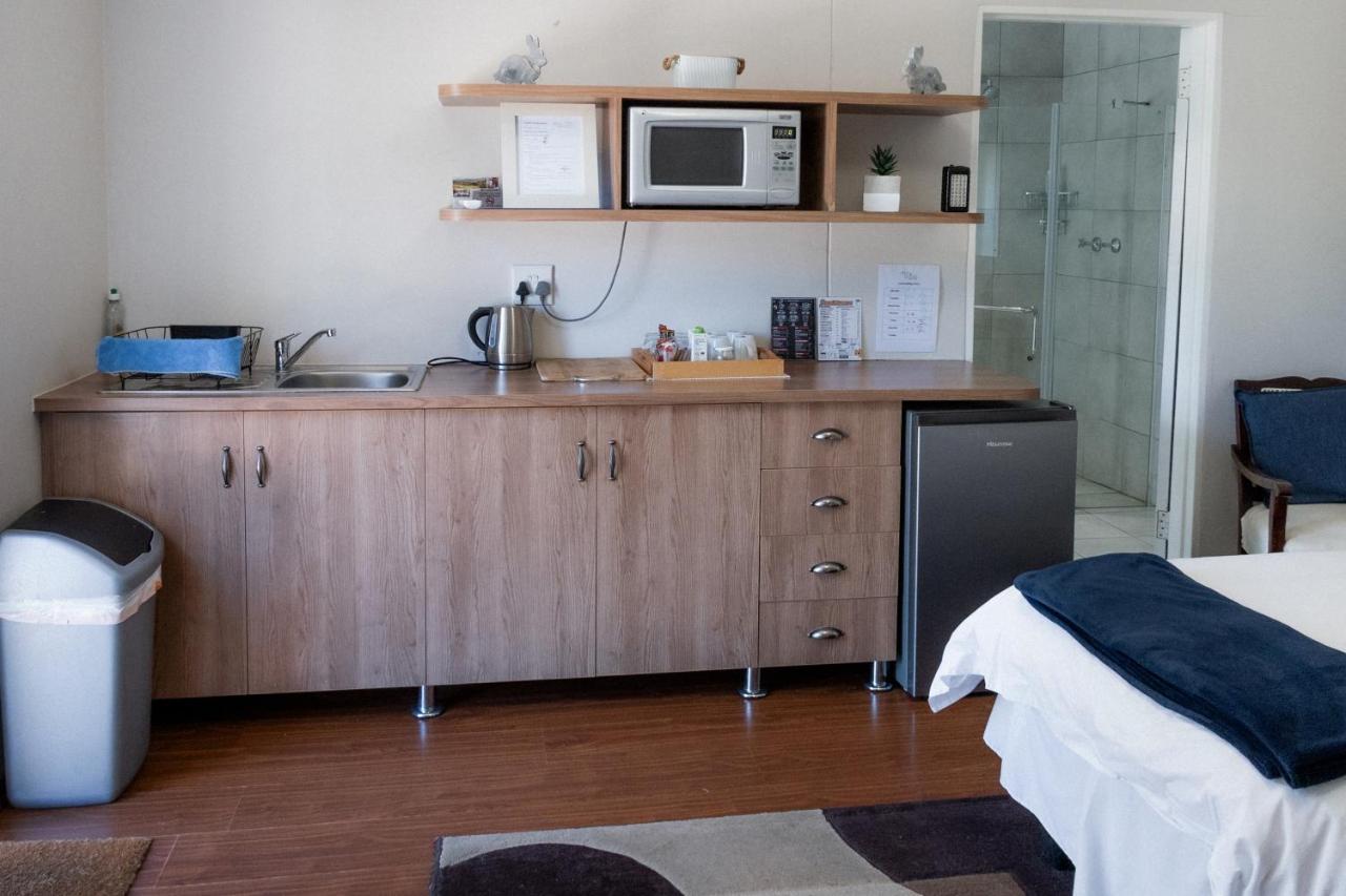 Park Living Guesthouse Bloemfontein Bagian luar foto